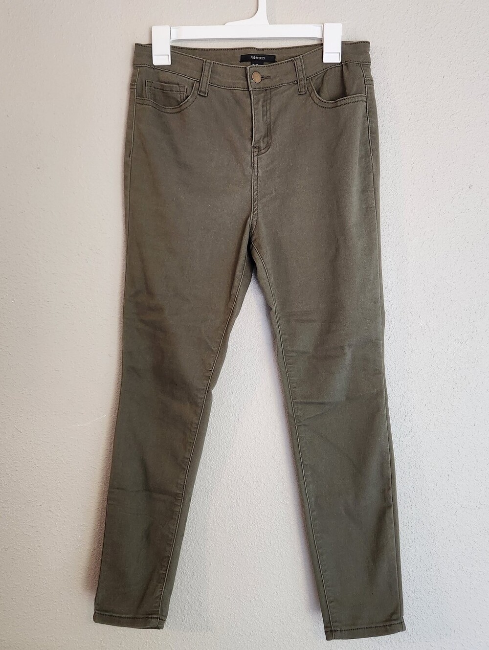 Forever 21 Olive Green Skinny Leg Pants Size 28